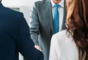 Four Common Mistakes People Make When Hiring a Chemical Supplier