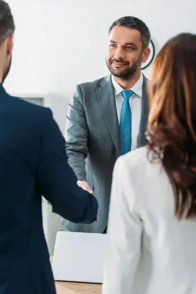 Four Common Mistakes People Make When Hiring a Chemical Supplier